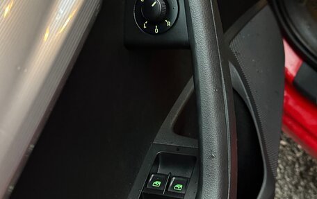 Skoda Octavia, 2015 год, 1 350 000 рублей, 14 фотография