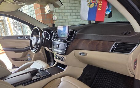Mercedes-Benz GL-Класс, 2016 год, 5 800 000 рублей, 9 фотография