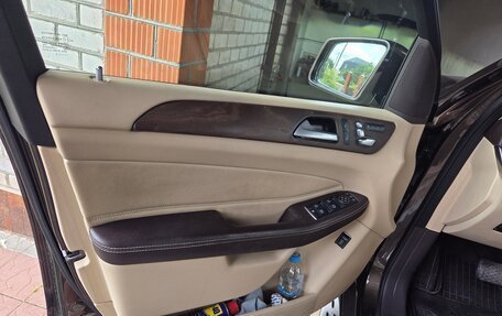 Mercedes-Benz GL-Класс, 2016 год, 5 800 000 рублей, 25 фотография