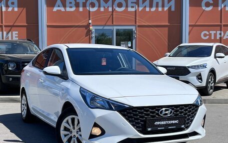 Hyundai Solaris II рестайлинг, 2021 год, 1 085 000 рублей, 3 фотография