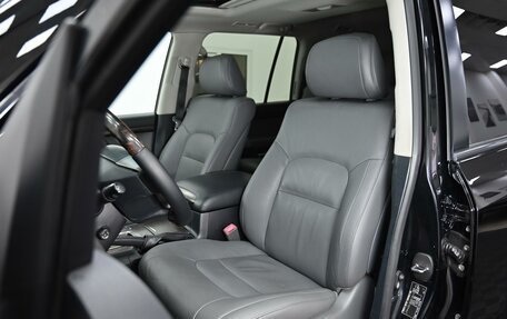Toyota Land Cruiser 200, 2010 год, 2 849 000 рублей, 13 фотография
