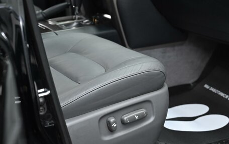 Toyota Land Cruiser 200, 2010 год, 2 849 000 рублей, 14 фотография