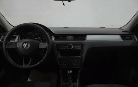 Skoda Rapid I, 2016 год, 900 000 рублей, 13 фотография