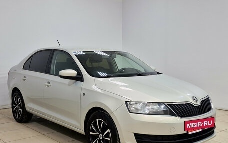 Skoda Rapid I, 2016 год, 900 000 рублей, 3 фотография