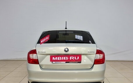 Skoda Rapid I, 2016 год, 900 000 рублей, 6 фотография