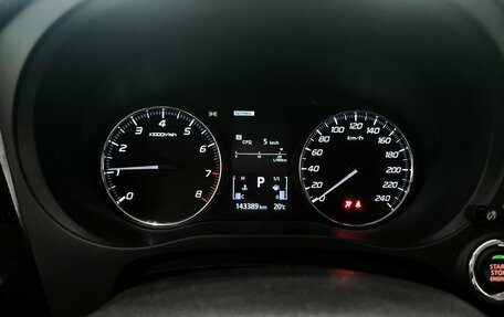 Mitsubishi Outlander III рестайлинг 3, 2021 год, 2 650 000 рублей, 17 фотография