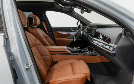 BMW 7 серия, 2025 год, 13 490 000 рублей, 16 фотография