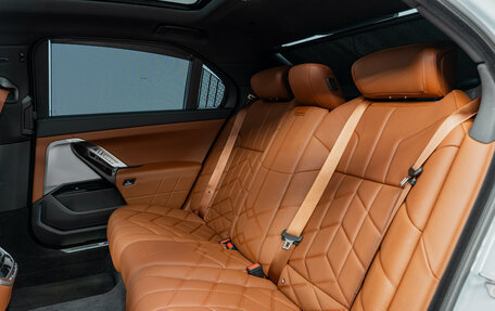 BMW 7 серия, 2025 год, 13 490 000 рублей, 19 фотография