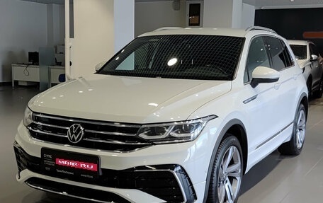 Volkswagen Tiguan II, 2021 год, 4 220 000 рублей, 1 фотография