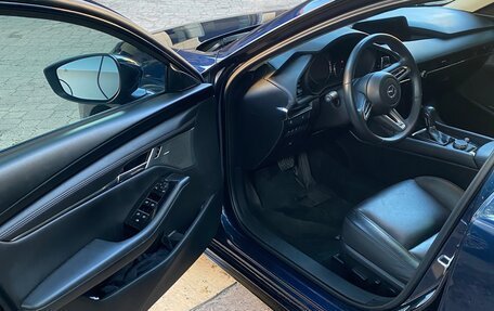 Mazda 3, 2022 год, 2 550 000 рублей, 13 фотография