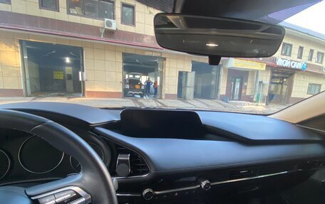 Mazda 3, 2022 год, 2 550 000 рублей, 21 фотография