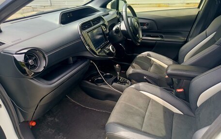 Toyota Aqua I, 2017 год, 1 099 000 рублей, 11 фотография