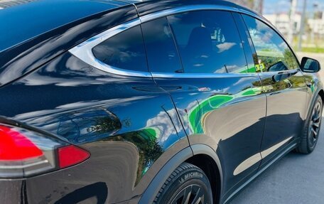 Tesla Model X I, 2017 год, 3 800 000 рублей, 6 фотография