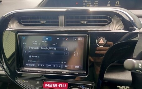 Toyota Aqua I, 2017 год, 1 099 000 рублей, 12 фотография