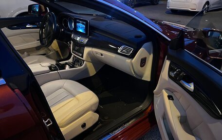 Mercedes-Benz CLS, 2016 год, 3 030 000 рублей, 18 фотография
