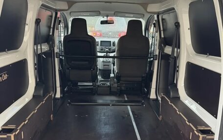 Nissan NV200, 2018 год, 1 800 000 рублей, 6 фотография