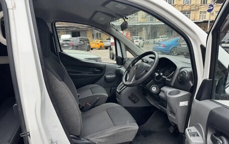 Nissan NV200, 2018 год, 1 800 000 рублей, 16 фотография