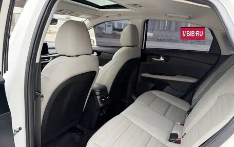 KIA K3, 2023 год, 1 650 000 рублей, 12 фотография