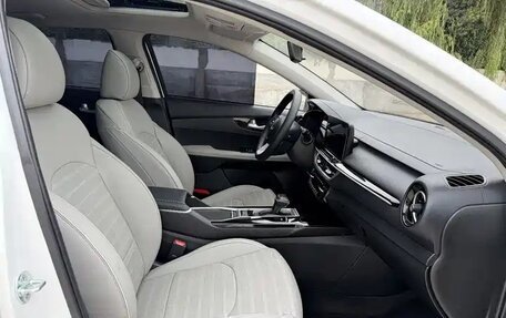 KIA K3, 2023 год, 1 650 000 рублей, 15 фотография