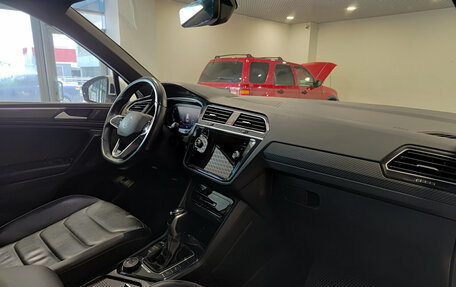 Volkswagen Tiguan II, 2021 год, 4 220 000 рублей, 11 фотография