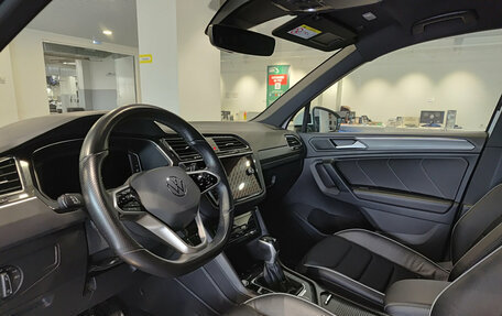 Volkswagen Tiguan II, 2021 год, 4 220 000 рублей, 16 фотография