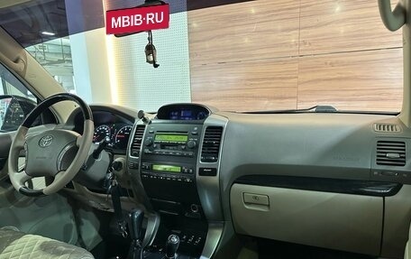 Toyota Land Cruiser Prado 120 рестайлинг, 2007 год, 1 849 000 рублей, 9 фотография