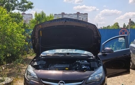 Opel Astra J, 2014 год, 900 000 рублей, 1 фотография