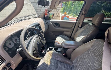 Ford Escape II, 2002 год, 450 000 рублей, 7 фотография