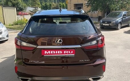 Lexus RX IV рестайлинг, 2018 год, 3 299 000 рублей, 7 фотография