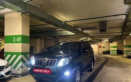 Toyota Land Cruiser Prado 150 рестайлинг 2, 2010 год, 3 200 000 рублей, 5 фотография