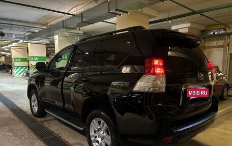 Toyota Land Cruiser Prado 150 рестайлинг 2, 2010 год, 3 200 000 рублей, 4 фотография
