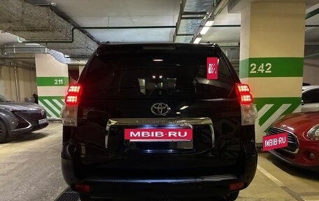 Toyota Land Cruiser Prado 150 рестайлинг 2, 2010 год, 3 200 000 рублей, 3 фотография