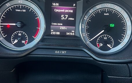 Skoda Octavia, 2018 год, 1 750 000 рублей, 10 фотография