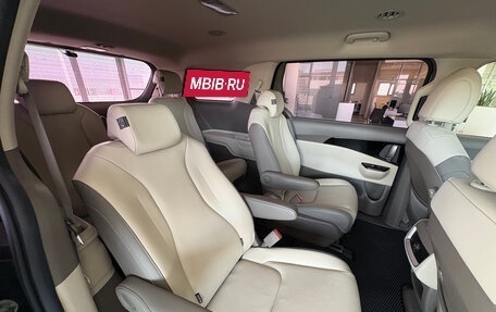 KIA Carnival, 2021 год, 4 200 000 рублей, 8 фотография