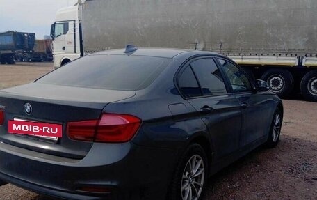 BMW 3 серия, 2018 год, 1 730 000 рублей, 4 фотография