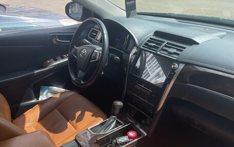 Toyota Camry, 2016 год, 2 000 000 рублей, 2 фотография