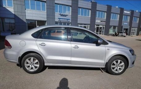 Volkswagen Polo VI (EU Market), 2011 год, 600 000 рублей, 2 фотография