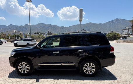 Toyota Land Cruiser 200, 2020 год, 9 000 000 рублей, 6 фотография