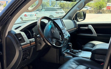 Toyota Land Cruiser 200, 2020 год, 9 000 000 рублей, 10 фотография