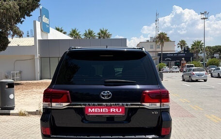 Toyota Land Cruiser 200, 2020 год, 9 000 000 рублей, 4 фотография