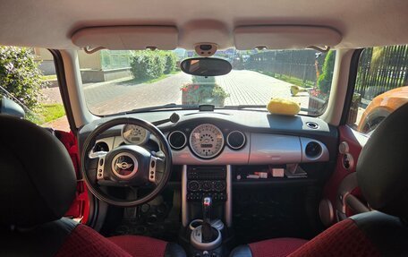MINI Hatch, 2002 год, 550 000 рублей, 12 фотография