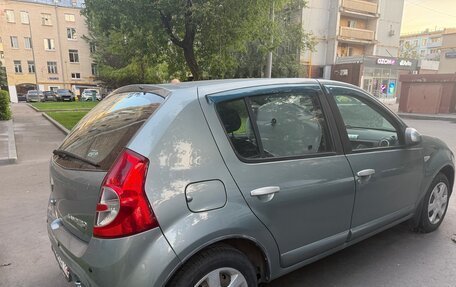 Renault Sandero I, 2012 год, 700 000 рублей, 3 фотография