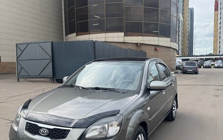KIA Rio II, 2010 год, 440 000 рублей, 2 фотография