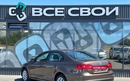Volkswagen Jetta VI, 2011 год, 1 047 000 рублей, 3 фотография
