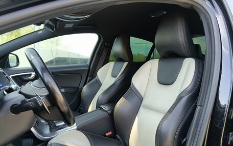 Volvo S60 Cross Country, 2017 год, 2 199 000 рублей, 19 фотография