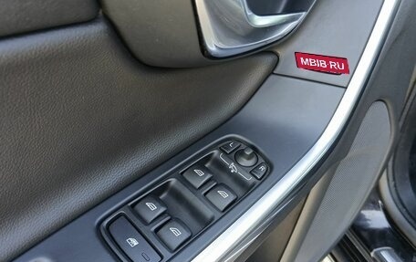 Volvo S60 Cross Country, 2017 год, 2 199 000 рублей, 18 фотография