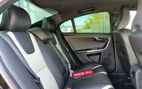 Volvo S60 Cross Country, 2017 год, 2 199 000 рублей, 23 фотография