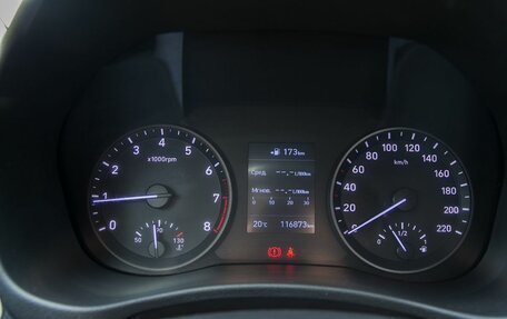 Hyundai Solaris II рестайлинг, 2017 год, 1 200 000 рублей, 19 фотография