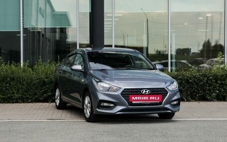 Hyundai Solaris II рестайлинг, 2017 год, 1 200 000 рублей, 5 фотография
