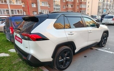 Toyota RAV4, 2021 год, 3 750 000 рублей, 1 фотография